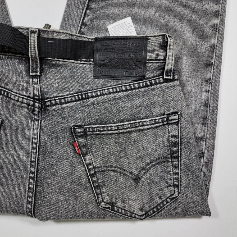 Levi's PREMIUM 562 Men's Denim Jeans Acid Wash Gray‎ Loose Taper Size 29x29 NEW